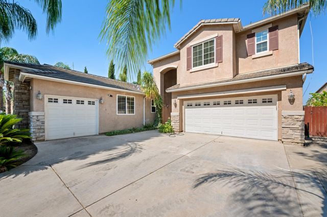 2148 S Purdue Avenue, Fresno, CA 93727