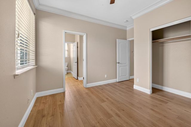 2148 S Purdue Avenue, Fresno, CA 93727