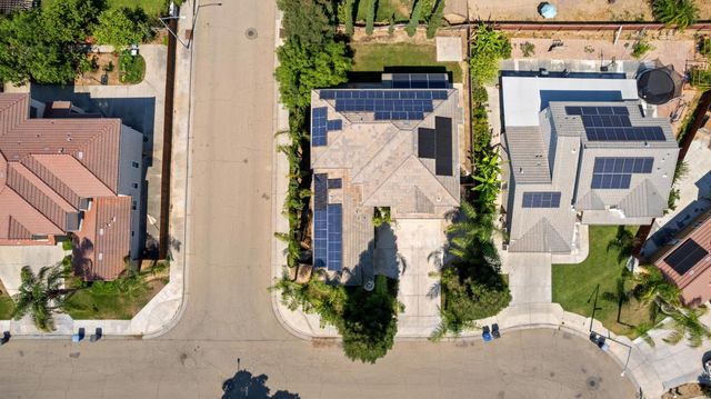 2148 S Purdue Avenue, Fresno, CA 93727