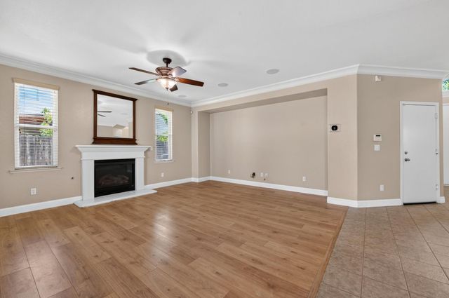 2148 S Purdue Avenue, Fresno, CA 93727