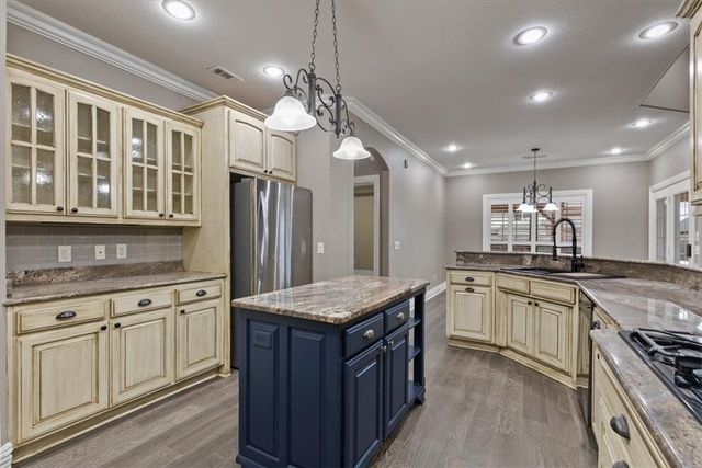 503 Fullerton Street, Bentonville, AR 72712