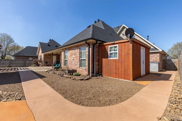 503 Fullerton Street, Bentonville, AR 72712