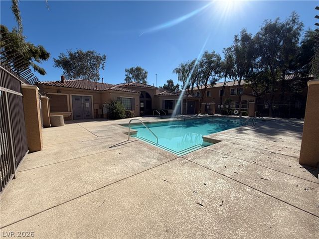 2060 Rancho Lake Drive 107, Las Vegas, NV 89108