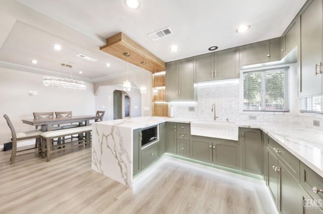 4705 Morro Drive, Bakersfield, CA 93307