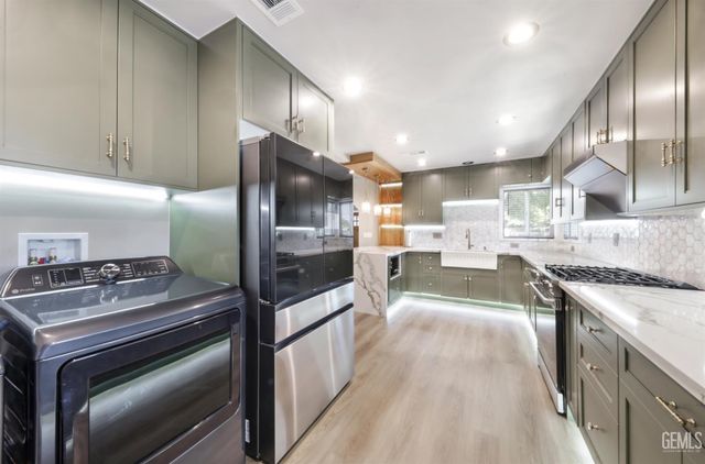 4705 Morro Drive, Bakersfield, CA 93307