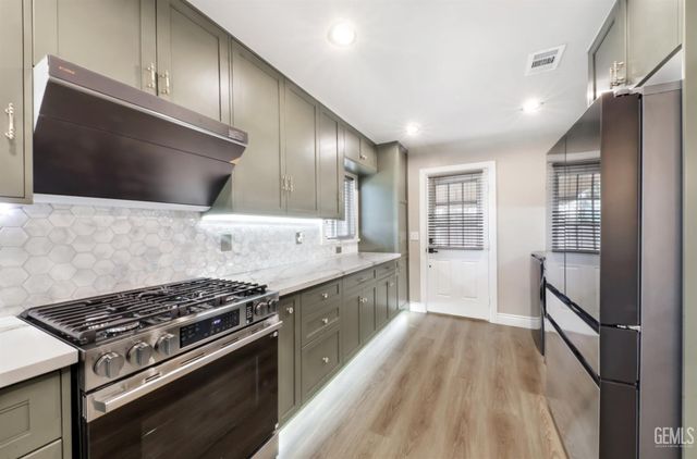 4705 Morro Drive, Bakersfield, CA 93307