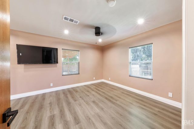 4705 Morro Drive, Bakersfield, CA 93307