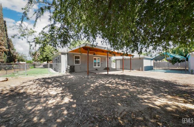 4705 Morro Drive, Bakersfield, CA 93307