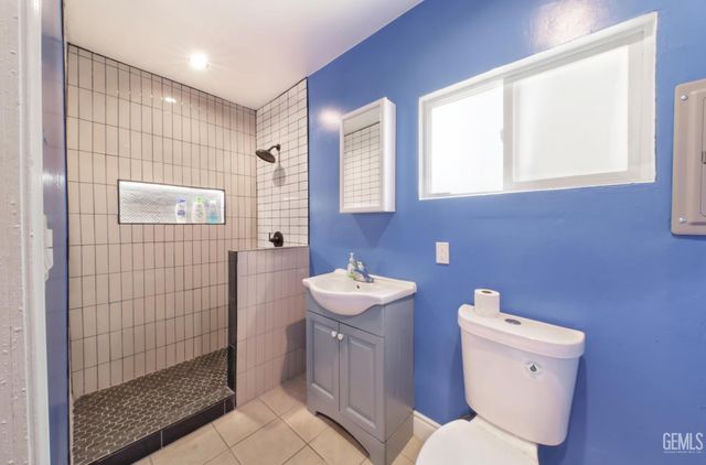 4705 Morro Drive, Bakersfield, CA 93307