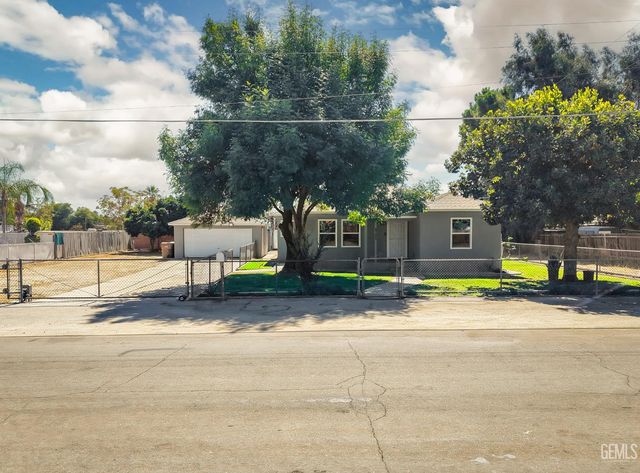4705 Morro Drive, Bakersfield, CA 93307