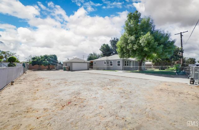 4705 Morro Drive, Bakersfield, CA 93307