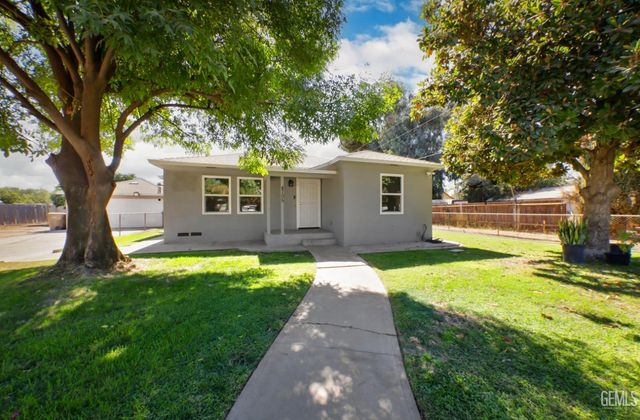 4705 Morro Drive, Bakersfield, CA 93307