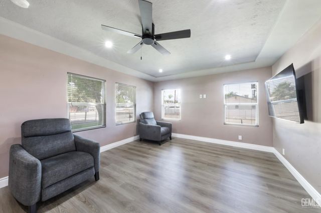 4705 Morro Drive, Bakersfield, CA 93307