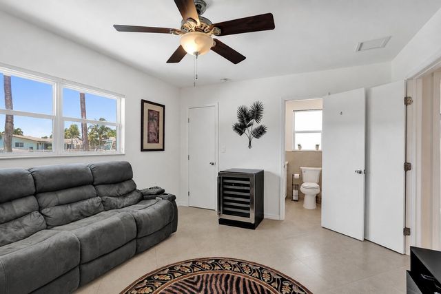 240 SE 3rd Court, Pompano Beach, FL 33060