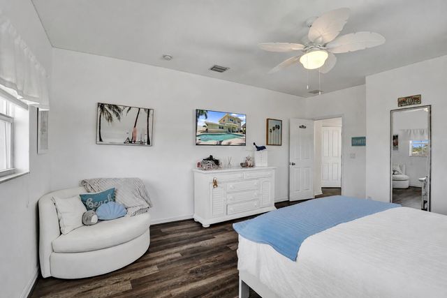 240 SE 3rd Court, Pompano Beach, FL 33060