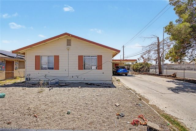 5015 Carmel Avenue, Las Vegas, NV 89122