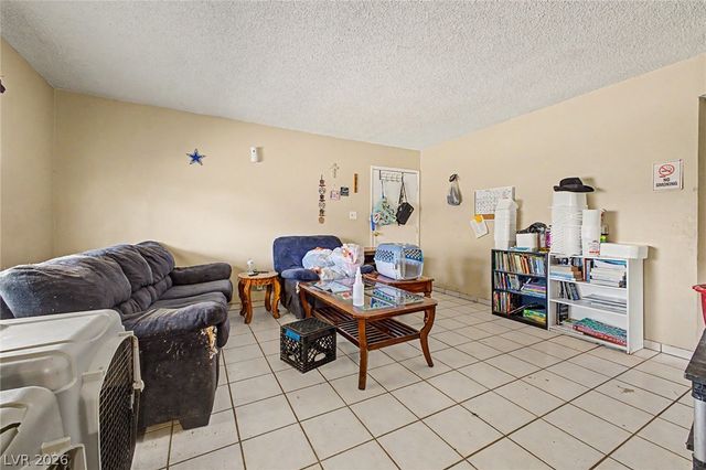 5015 Carmel Avenue, Las Vegas, NV 89122
