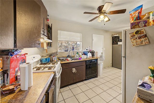 5015 Carmel Avenue, Las Vegas, NV 89122