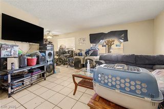 5015 Carmel Avenue, Las Vegas, NV 89122