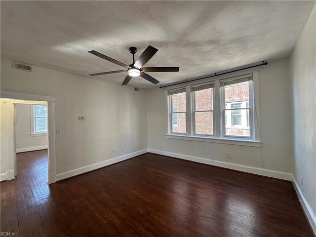 200 W 31st St Apt 304, Norfolk, VA 23504