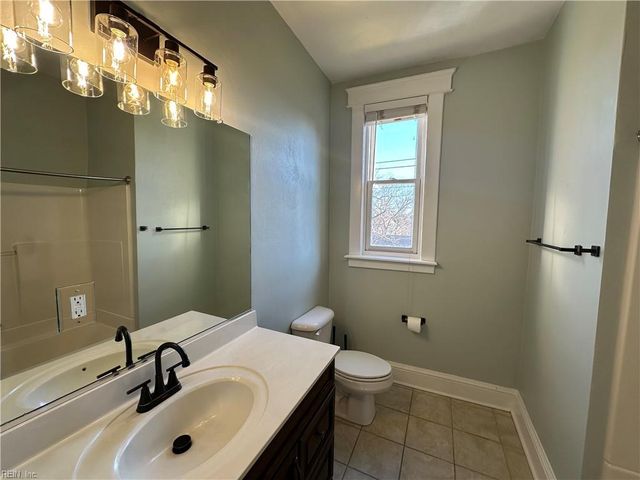 200 W 31st St Apt 304, Norfolk, VA 23504