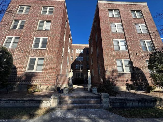 200 W 31st St Apt 304, Norfolk, VA 23504