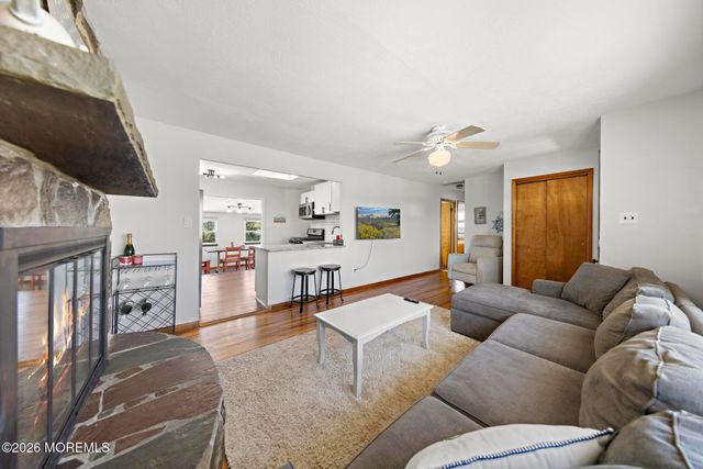 34 Lake Singleton Court, Little Egg Harbor, NJ 08087