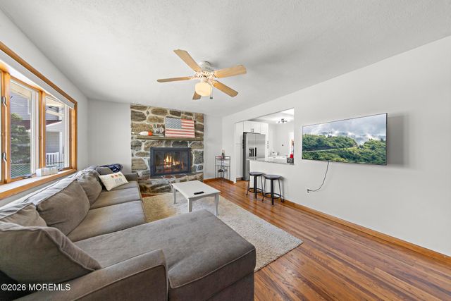 34 Lake Singleton Court, Little Egg Harbor, NJ 08087