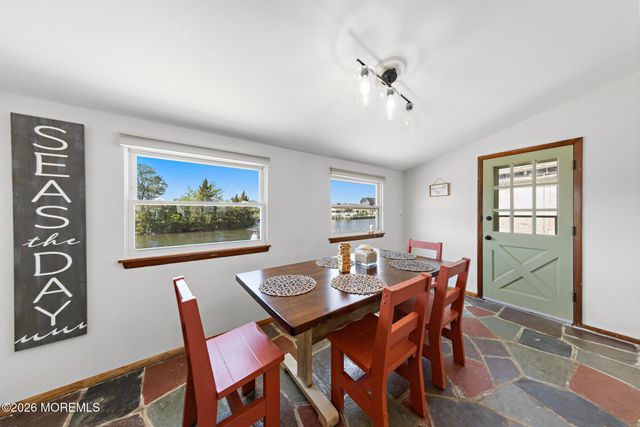 34 Lake Singleton Court, Little Egg Harbor, NJ 08087