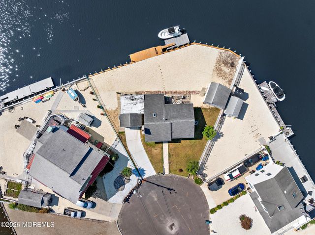 34 Lake Singleton Court, Little Egg Harbor, NJ 08087
