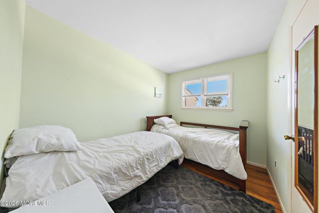 34 Lake Singleton Court, Little Egg Harbor, NJ 08087