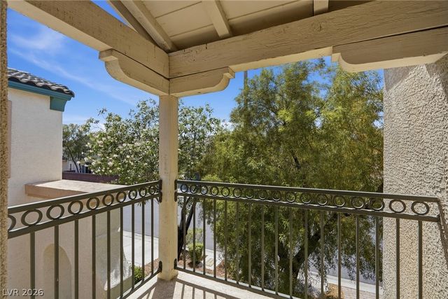9840 Chief Sky Street, Las Vegas, NV 89178