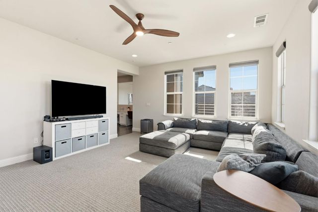 938 Old Ranch House Rd, Rocklin, CA 95765