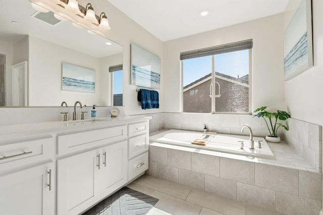 938 Old Ranch House Rd, Rocklin, CA 95765