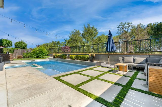 938 Old Ranch House Rd, Rocklin, CA 95765