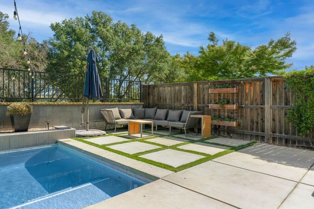 938 Old Ranch House Rd, Rocklin, CA 95765