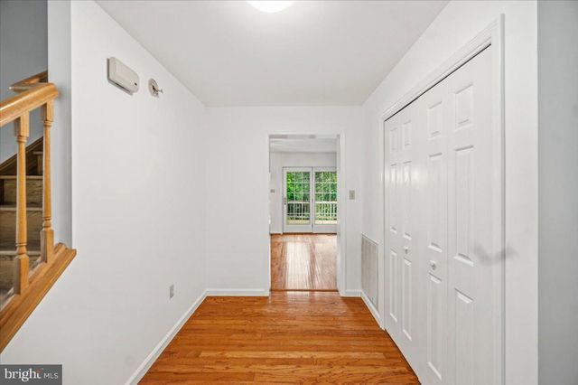 140 COACHMAN RUN RD, Martinsburg, WV 25404