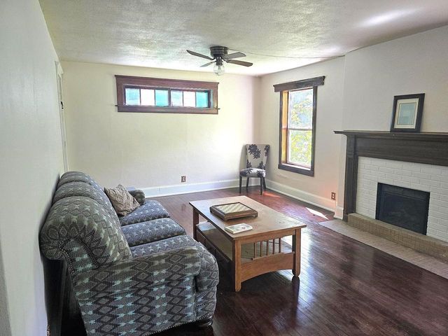 2467 S Riverside Drive, Beloit, WI 53511
