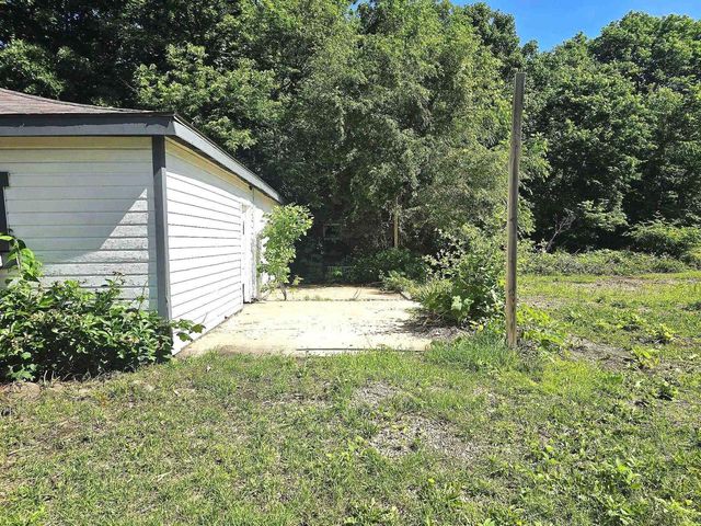 2467 S Riverside Drive, Beloit, WI 53511