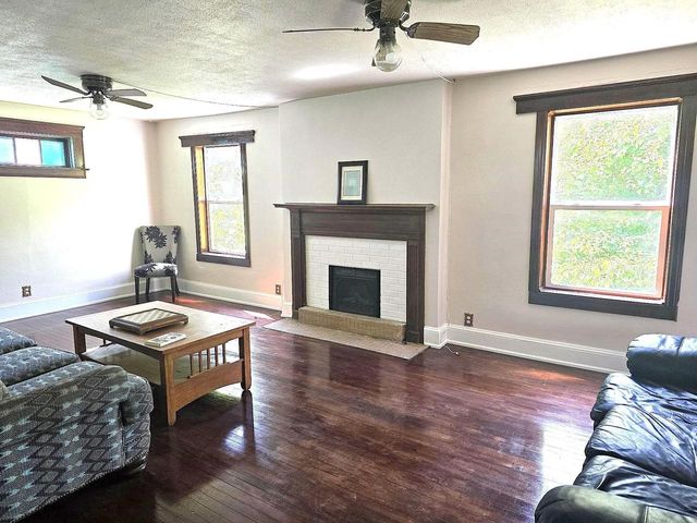 2467 S Riverside Drive, Beloit, WI 53511