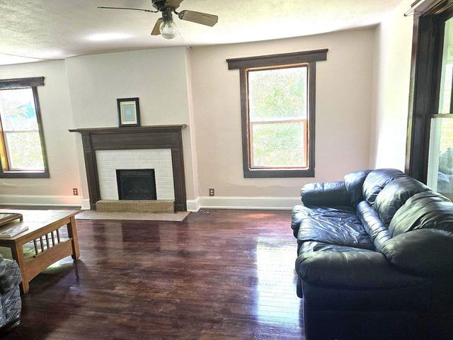 2467 S Riverside Drive, Beloit, WI 53511