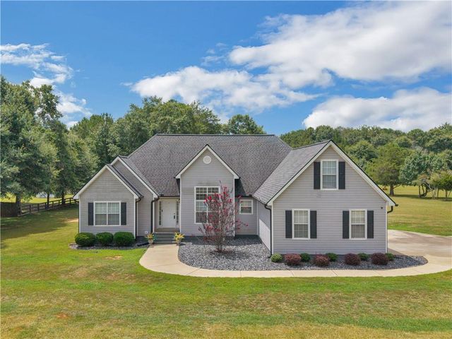 420 Colvin Drive, Locust Grove, GA 30248