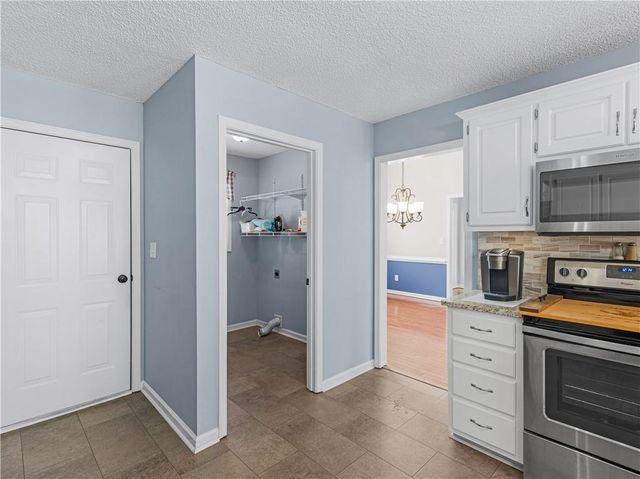 420 Colvin Drive, Locust Grove, GA 30248