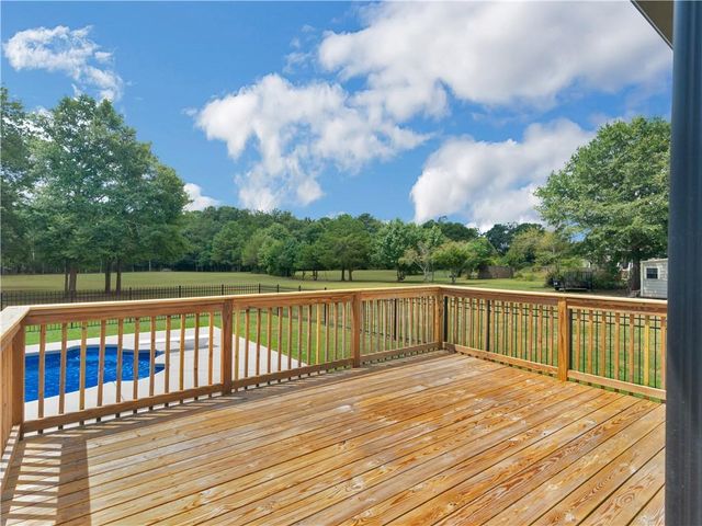 420 Colvin Drive, Locust Grove, GA 30248
