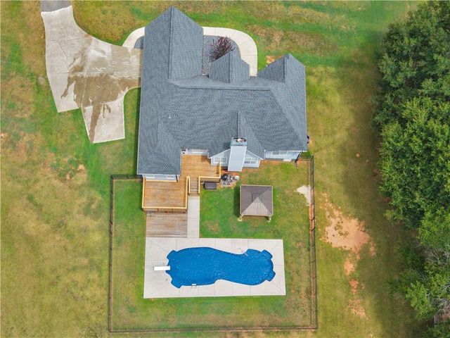 420 Colvin Drive, Locust Grove, GA 30248