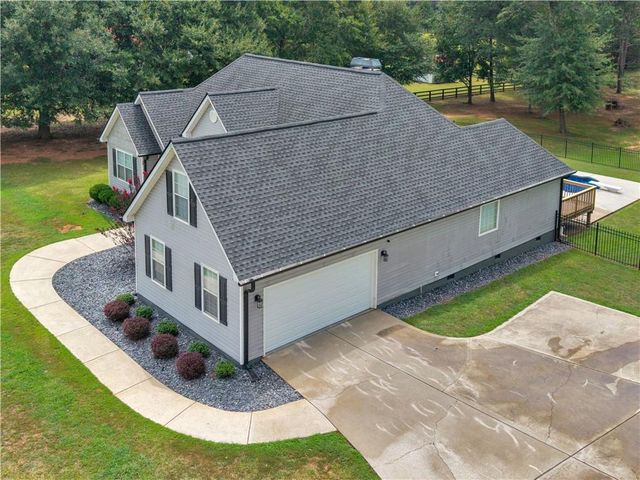 420 Colvin Drive, Locust Grove, GA 30248