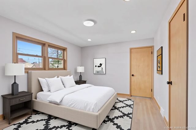 9733 S Springfield Avenue, Evergreen Park, IL 60805