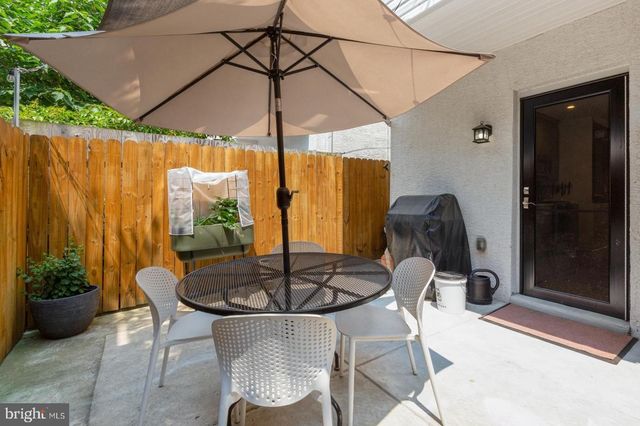 2136 PEMBERTON ST, Philadelphia, PA 19146