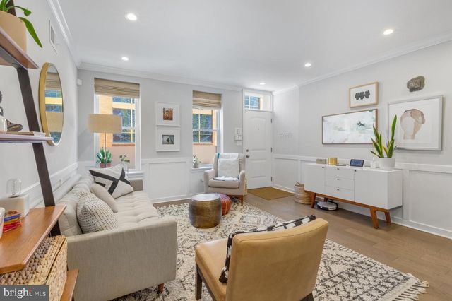 2136 PEMBERTON ST, Philadelphia, PA 19146