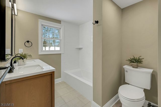 583 W Shore Trl, Sparta Twp., NJ 07871